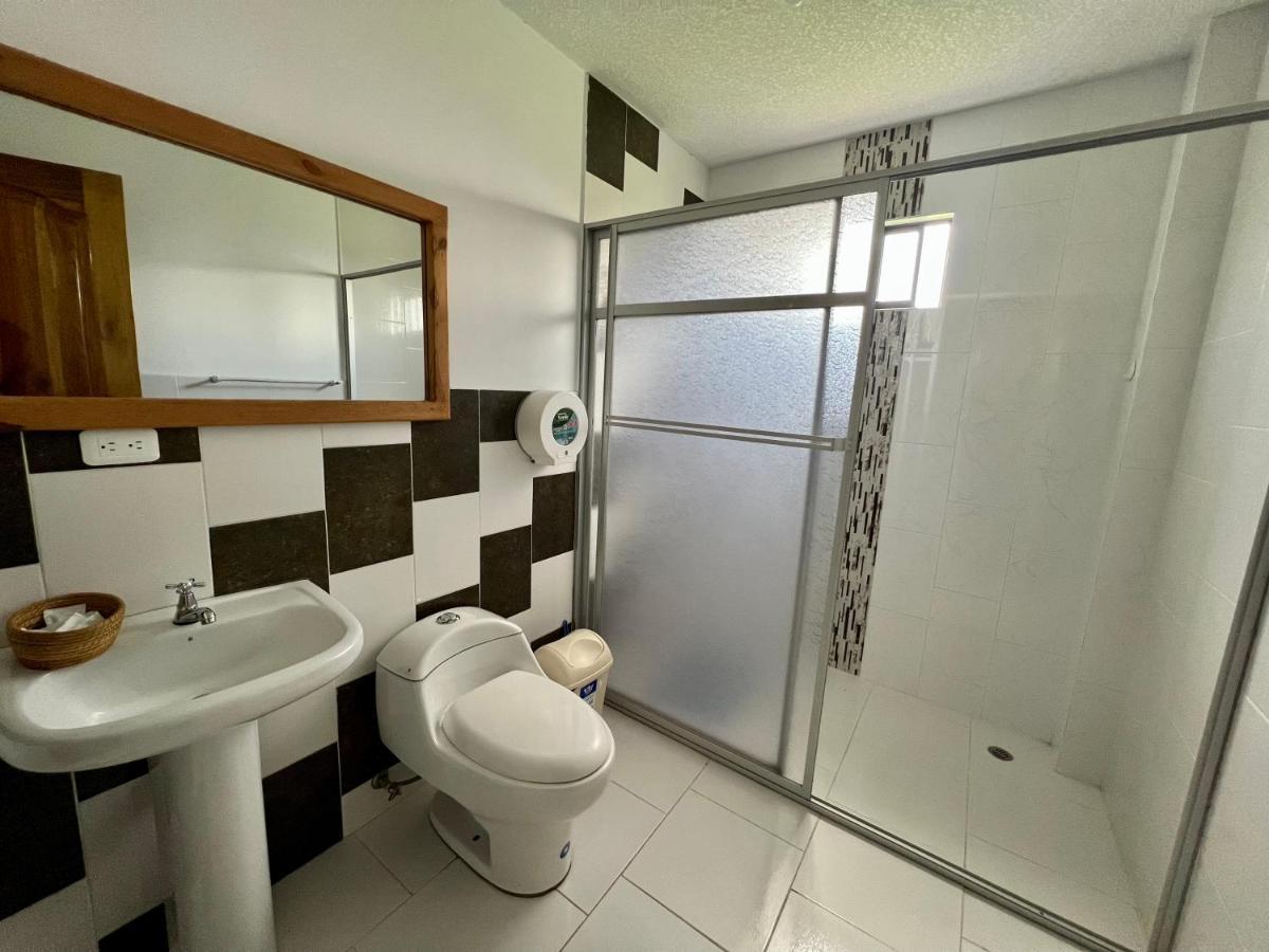 Hostal Alpachaca - New Quito Airport Табабела Екстериор снимка