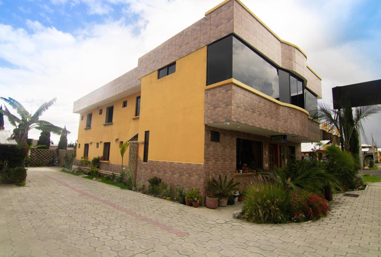 Hostal Alpachaca - New Quito Airport Табабела Екстериор снимка
